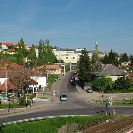 Imola Hostel Eger Kültér fotó