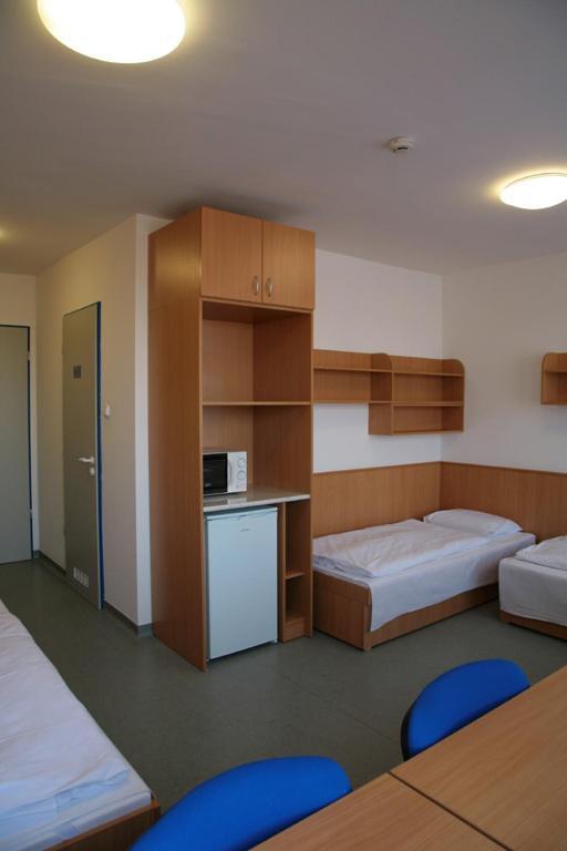 Imola Hostel Eger Szoba fotó