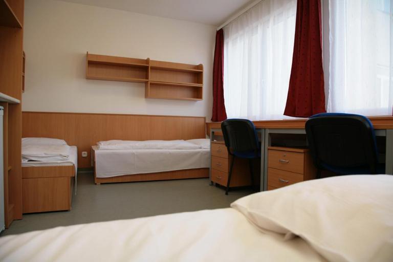 Imola Hostel Eger Kültér fotó